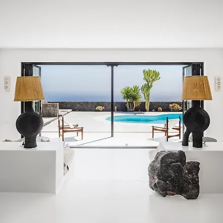 וילה La La Asomada (Lanzarote)